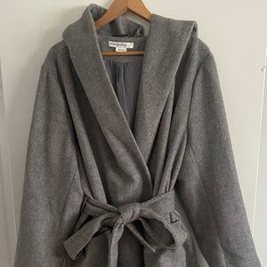 Stunning Grey Peacoat